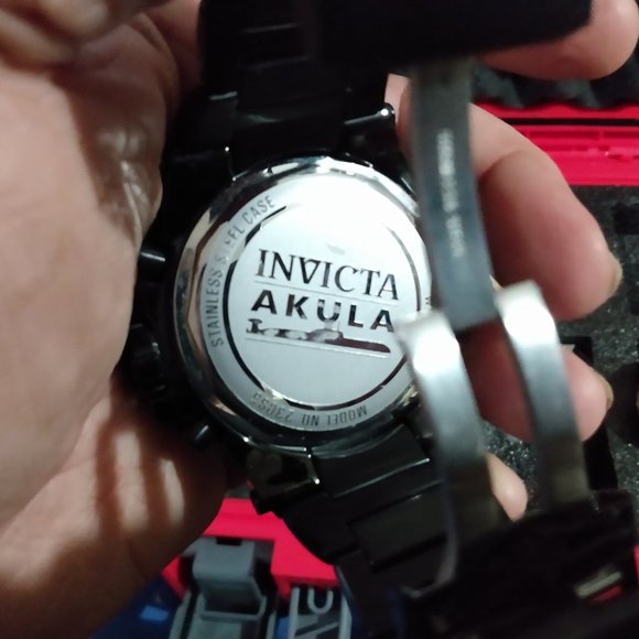 7 Invecta mens watches with case